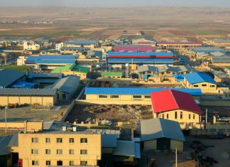 “با فعال کردن ۲۰هزار کارخانه نیمه فعال تحولی بزرگ بوجود میآید”