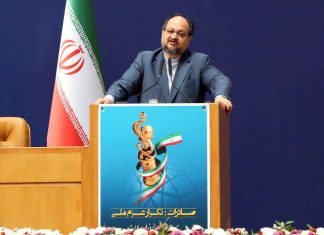 شریعتمداری: 95 درصد واحدهای تولیدی صادرات گرا نیستند