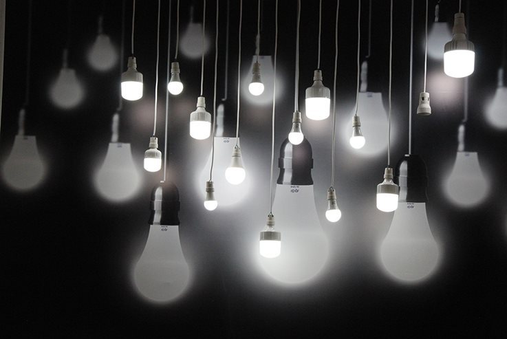۷۰ درصد از لامپ مصرفی توسط تولید کنندگان داخلی تامین می‌شود