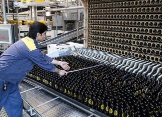 فقط ۲۰ درصد وام به تولید دادند