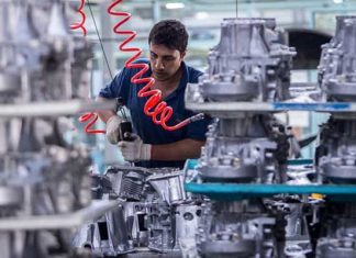 صنعت قطعه سازی به سرمایه گذاری سه میلیارد یورویی نیاز دارد