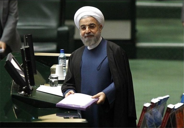 روحانی در مجلس: مشکلات کشور از آسمان هفتم نیامده است