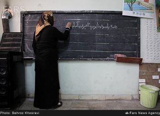 “دومیلیون و 690 هزار نفر از افراد 10 تا 49 ساله بیسواد مطلق هستند”