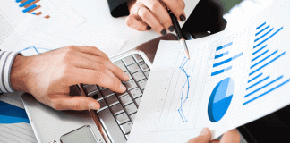 کنترل کسب و کار با استفاده از ابزارهای نرمافزاری