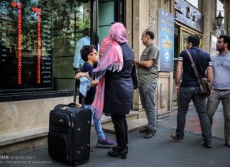 دلار در نیمه کانال ۱۳ هزار تومان تثبیت شد/ یورو ۱۴.۸۵۰ تومان