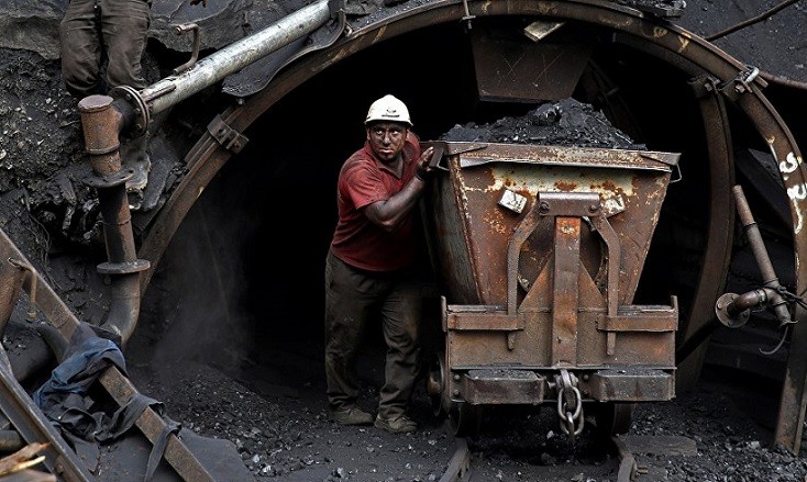 نفت و گاز مانع سرمایه‌گذاری و توسعه بخش زغال سنگ