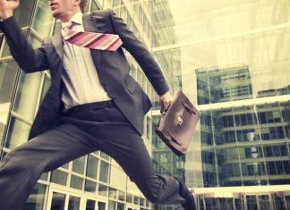 پیام واقعی افرادی که همیشه دیر میکنند