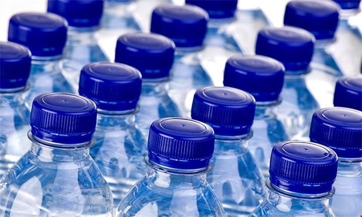 کاهش ۴۰ درصدی عرضه آب بسته‌بندی در بازار