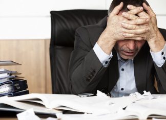 نشانههای افول اعتبار رهبران کسب و کار