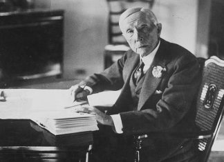 باورهای اولین میلیاردر آمریکایی در کسب و کار