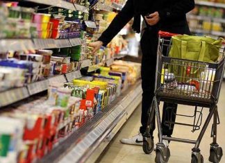 علل اصلی کاهش فروش در شرکتهای ایرانی چیست؟