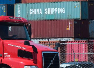 صادرات چین به ایران نصف شد