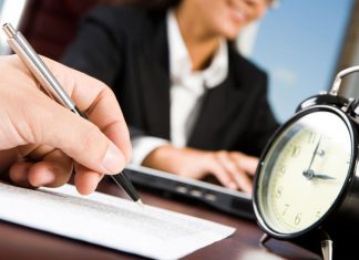 هفته کاری چهار روزه چه تاثیری بر عملکرد کارمندان دارد