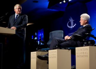 توصیههای دنیس اوبرایان، میلیاردر ایرلندی به کارآفرینان: شیرجه بزنید