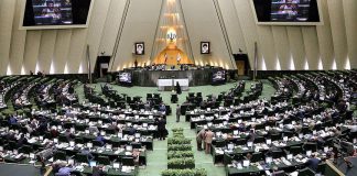 پیغام رد بودجه در مجلس به بازارهای ایران چیست؟