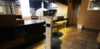 رباتهای آینده، زندگی امروز را بهتر میسازند LG-CLOi-ServeBot-06