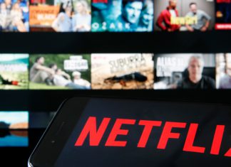 رسانه تعاملی یا VOD چیست و چه خدماتی برای کسبوکارها دارد؟ نتفلیکس