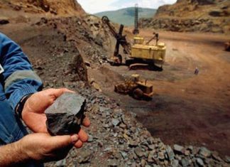 برادران معدنکار؛ نگاهی به زندگی رضا و مرتضی رستگار معدن انگوران یادگار برادران رستگار