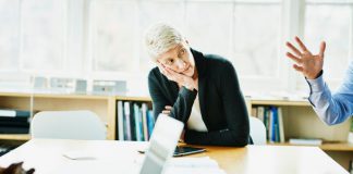 قصه کسب و کار: چرا کسبوکارهای خوب داستانهای خستهکننده میگویند؟ قصه گویی برند