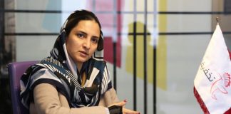 نازنین دانشور، کارآفرین و بنیانگذار سایت تخفیفان نازنین دانشور، کارآفرین و بنیانگذار سایت تخفیفان به عنوان يك كارآفرين زن برای بيش از 100 نفر از جوانان شغل ايجاد كرده است