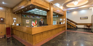 هتل داری در مشهد، فرصت یا چالش؟ هتل داری در مشهد، فرصت یا چالش؟