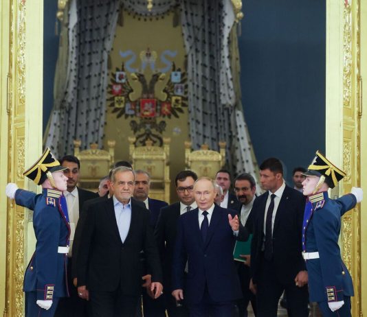 ایران و روسیه، معاهده مشترک جامع راهبردی امضا کردند ایران و روسیه، معاهده مشترک جامع راهبردی امضا کردند