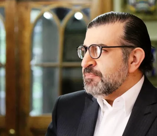 صادق خرازی برای اجرای سند ۲۵ ساله به چین میرود صادق خرازی برای اجرای سند ۲۵ ساله به چین میرود