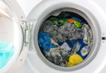 راهکارهای ساده برای جلوگیری از بوی بد ماشین لباسشویی راهکارهای ساده برای جلوگیری از بوی بد ماشین لباسشویی