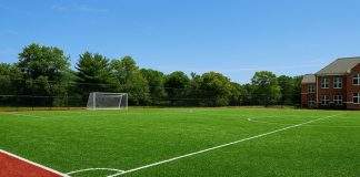 7 نکته طلایی برای افزایش عمر چمن مصنوعی 7 نکته طلایی برای افزایش عمر چمن مصنوعی